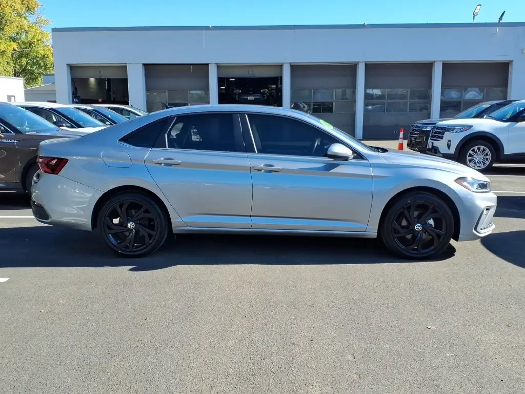 2025 Volkswagen Jetta - $22,997