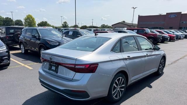 2025 Volkswagen Jetta SE