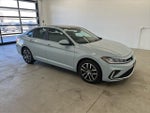 2025 Jetta Thumbnail 5