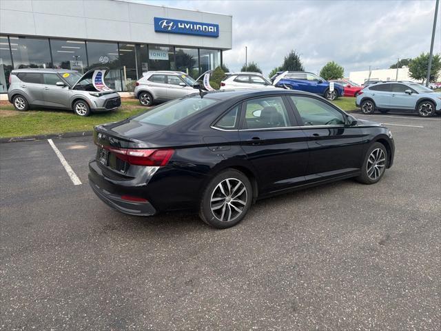2025 Volkswagen Jetta - $18,665