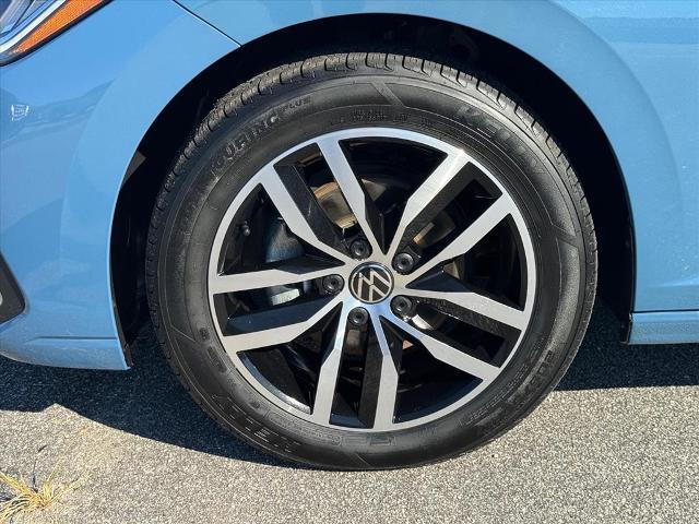 2025 Volkswagen Jetta - $18,999