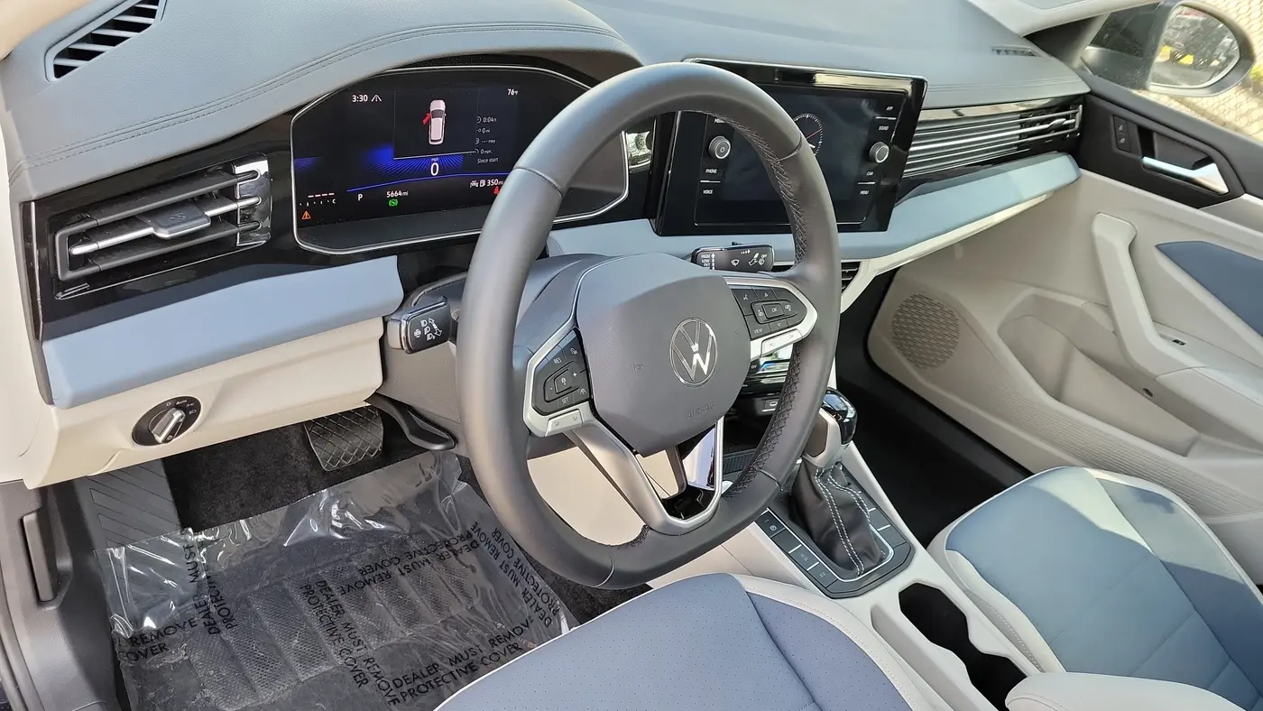 2025 Volkswagen Jetta SE