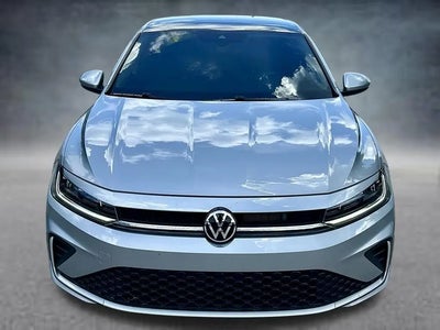 2025 Volkswagen Jetta SE 4DR Sedan