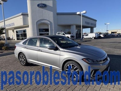 2025 Volkswagen Jetta SE 4DR Sedan