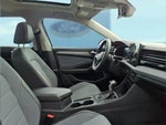 2025 Jetta Thumbnail 5