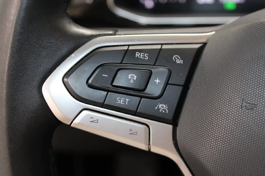 2025 Volkswagen Jetta - $20,728