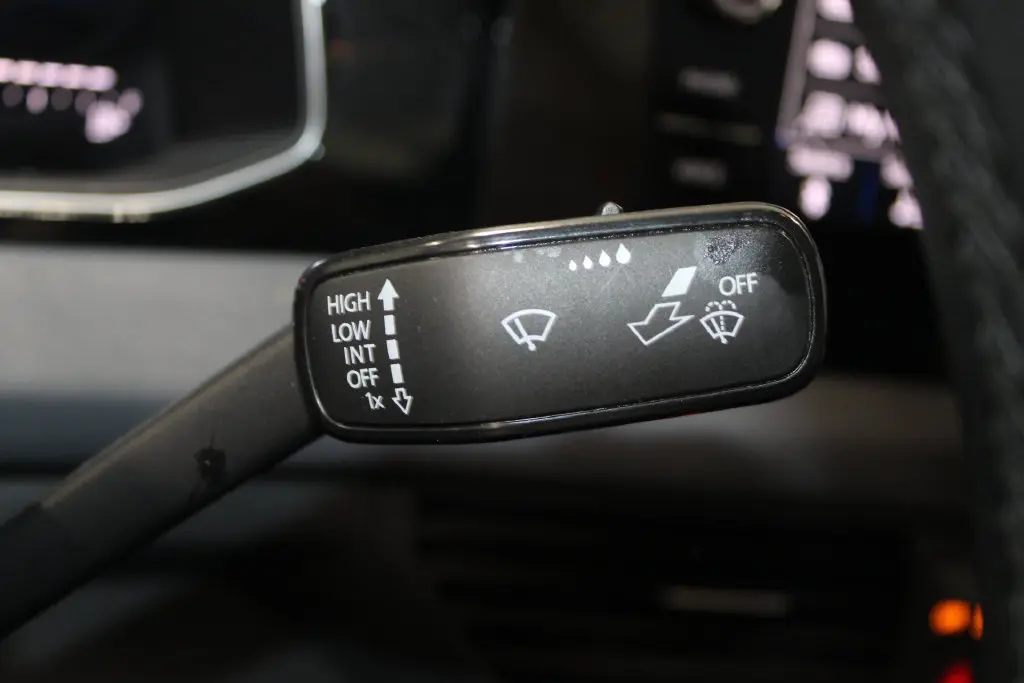 2025 Volkswagen Jetta - $20,728