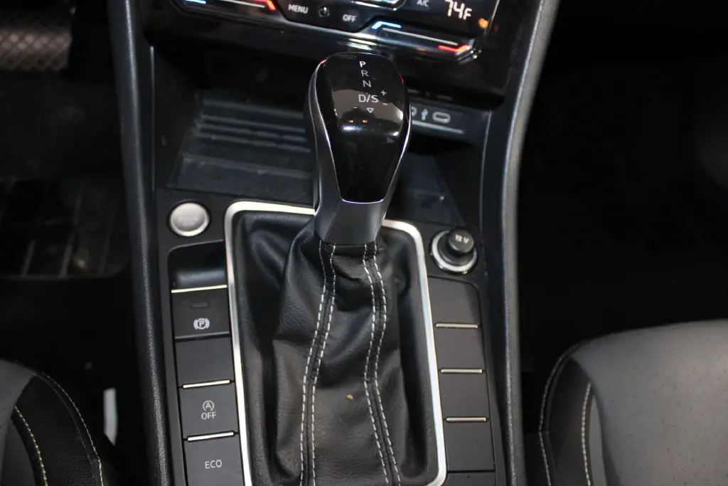 2025 Volkswagen Jetta - $20,728
