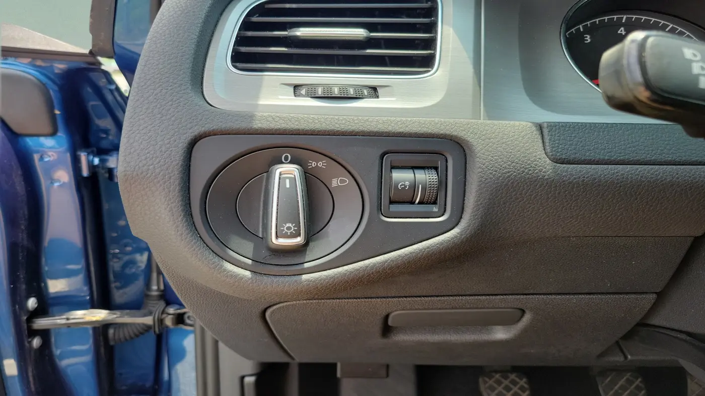 2015 Volkswagen Golf TSI S