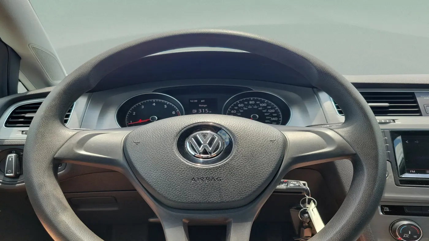 2015 Volkswagen Golf TSI S