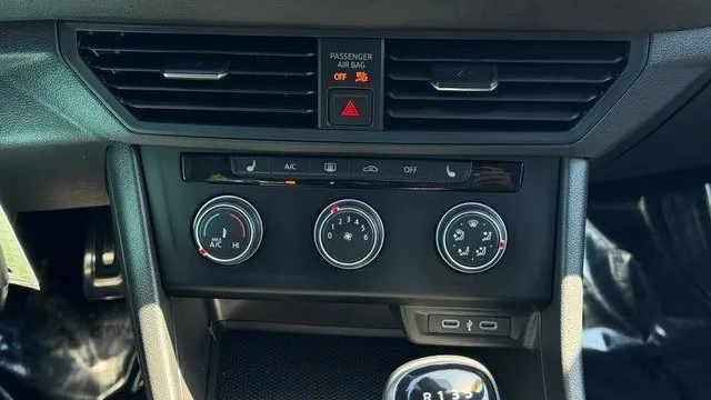 2024 Volkswagen Jetta Sport