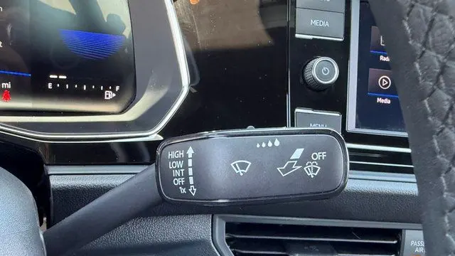 2024 Volkswagen Jetta Sport