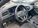 2024 Jetta Thumbnail 17
