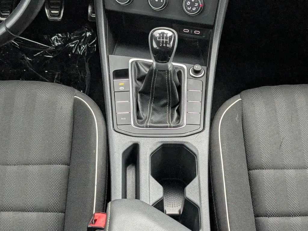 2023 Volkswagen Jetta - $19,900