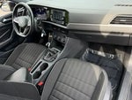 2023 Jetta Thumbnail 9