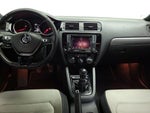 2016 Jetta Thumbnail 9