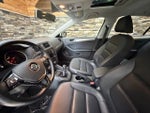 2017 Jetta Thumbnail 27