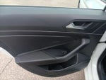 2022 Jetta Thumbnail 28