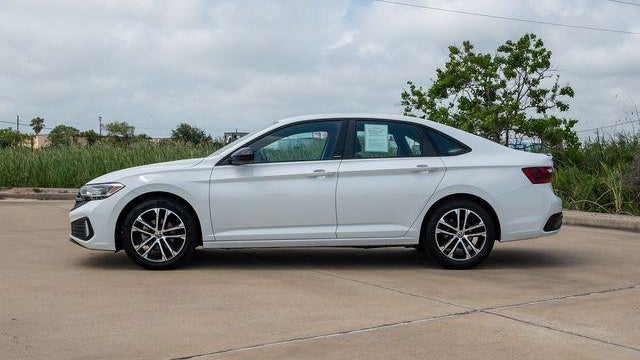 2023 Volkswagen Jetta Sport