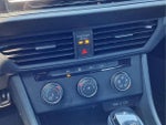 2023 Jetta Thumbnail 4