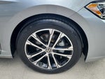 2024 Jetta Thumbnail 4