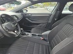 2024 Jetta Thumbnail 9