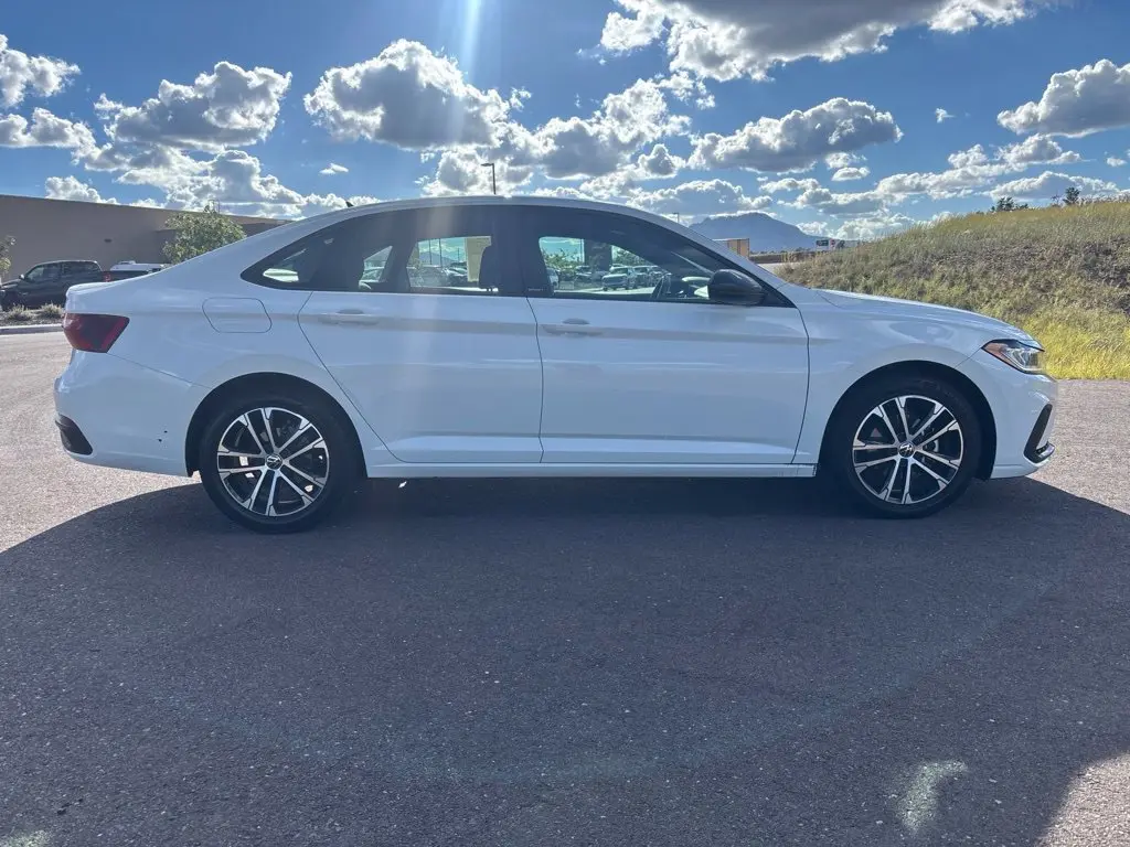 2025 Volkswagen Jetta - $19,140