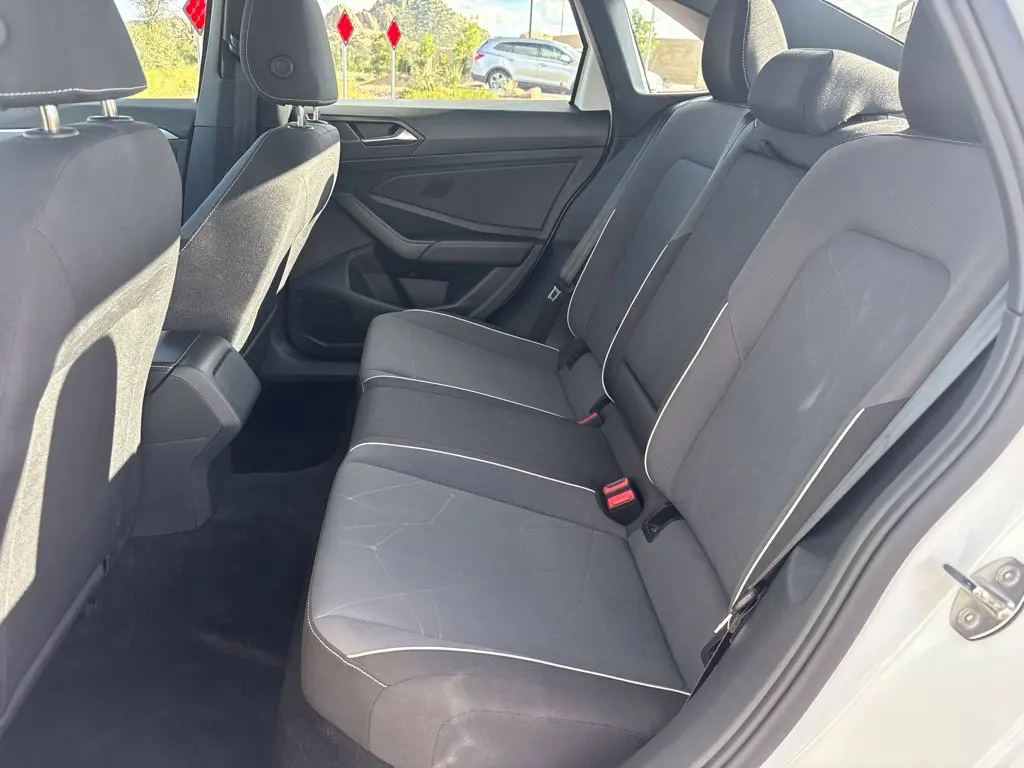 2025 Volkswagen Jetta - $19,140