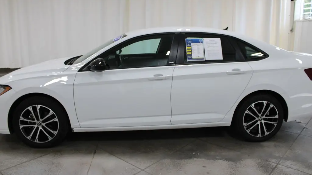 2025 Volkswagen Jetta Sport