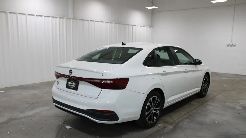 2025 Volkswagen Jetta Sport