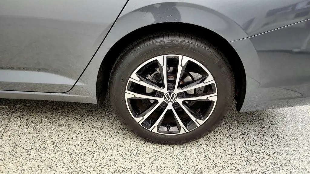 2025 Volkswagen Jetta - $19,995