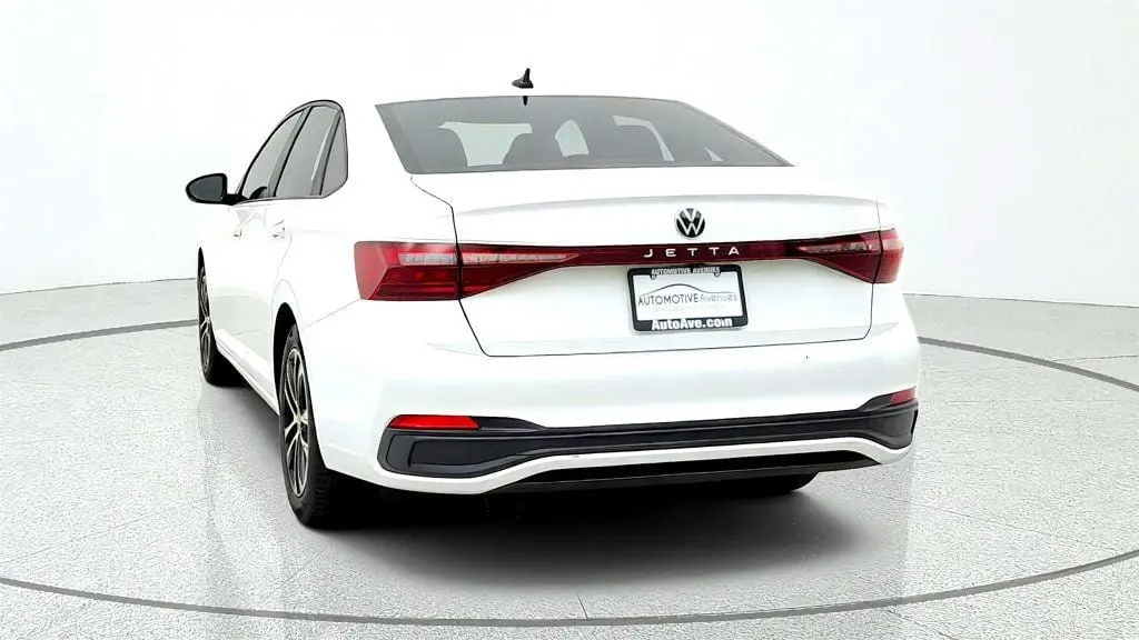 2025 Volkswagen Jetta - $17,095