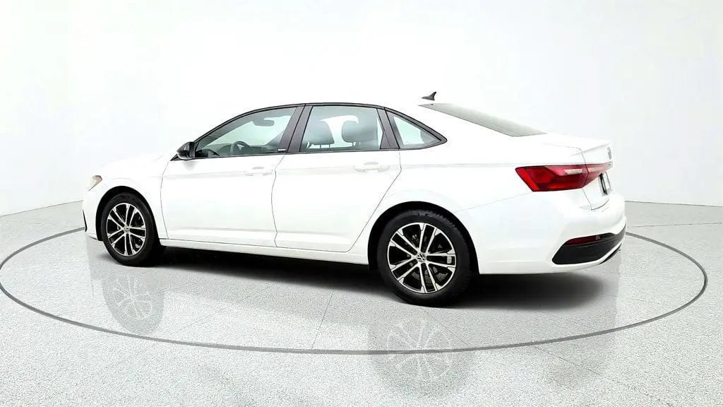 2025 Volkswagen Jetta - $17,095