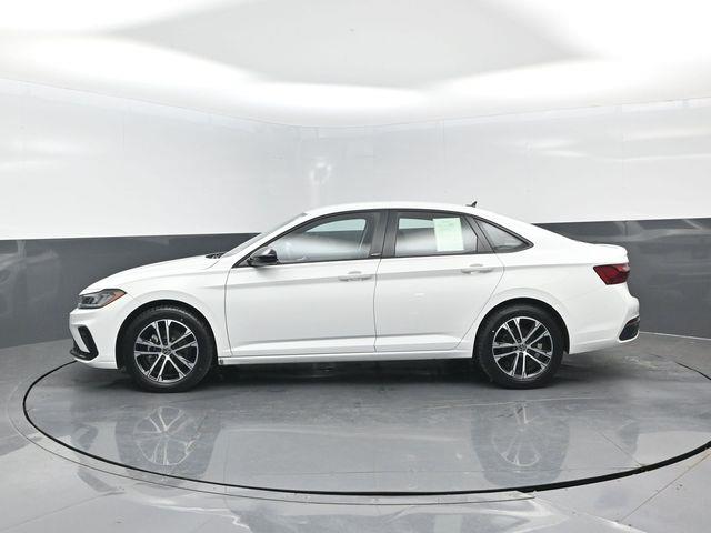 2025 Volkswagen Jetta - $17,500