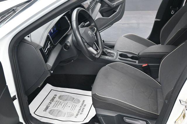 2025 Volkswagen Jetta - $17,500