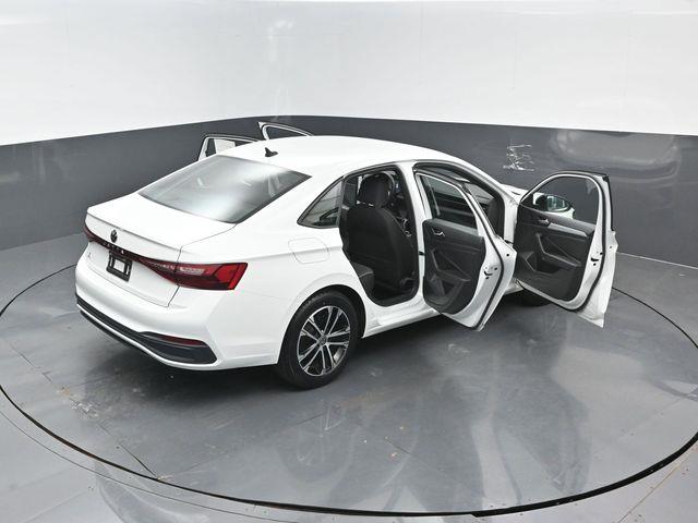 2025 Volkswagen Jetta - $16,900