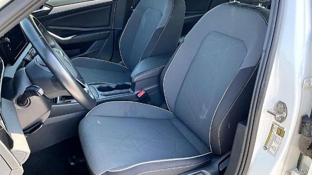 2025 Volkswagen Jetta Sport