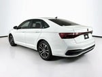 2025 Jetta Thumbnail 4