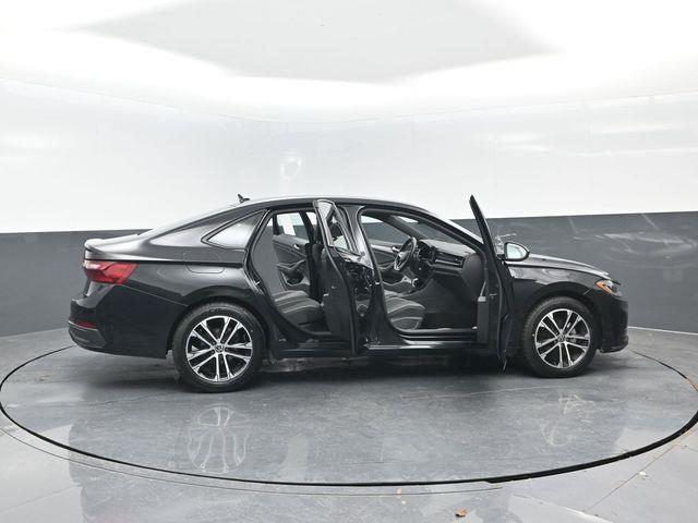 2025 Volkswagen Jetta - $17,700