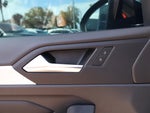 2025 Jetta Thumbnail 17