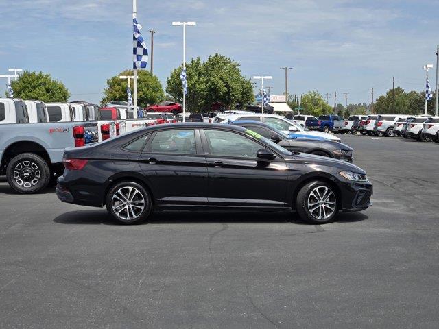 2025 Volkswagen Jetta - $18,880