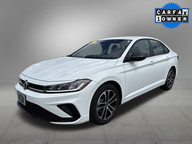 2025 Volkswagen Jetta - $21,700