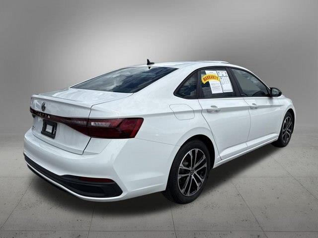 2025 Volkswagen Jetta - $21,700