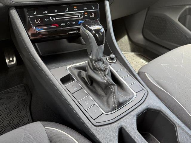 2025 Volkswagen Jetta - $21,700