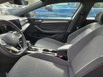 2025 Jetta Thumbnail 9
