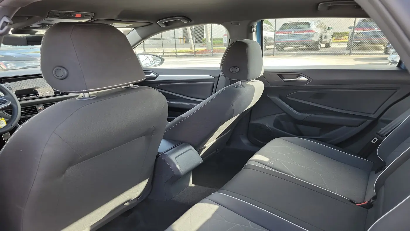 2025 Volkswagen Jetta Sport