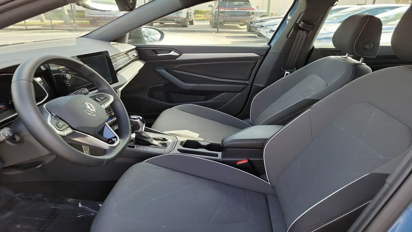 2025 Volkswagen Jetta Sport