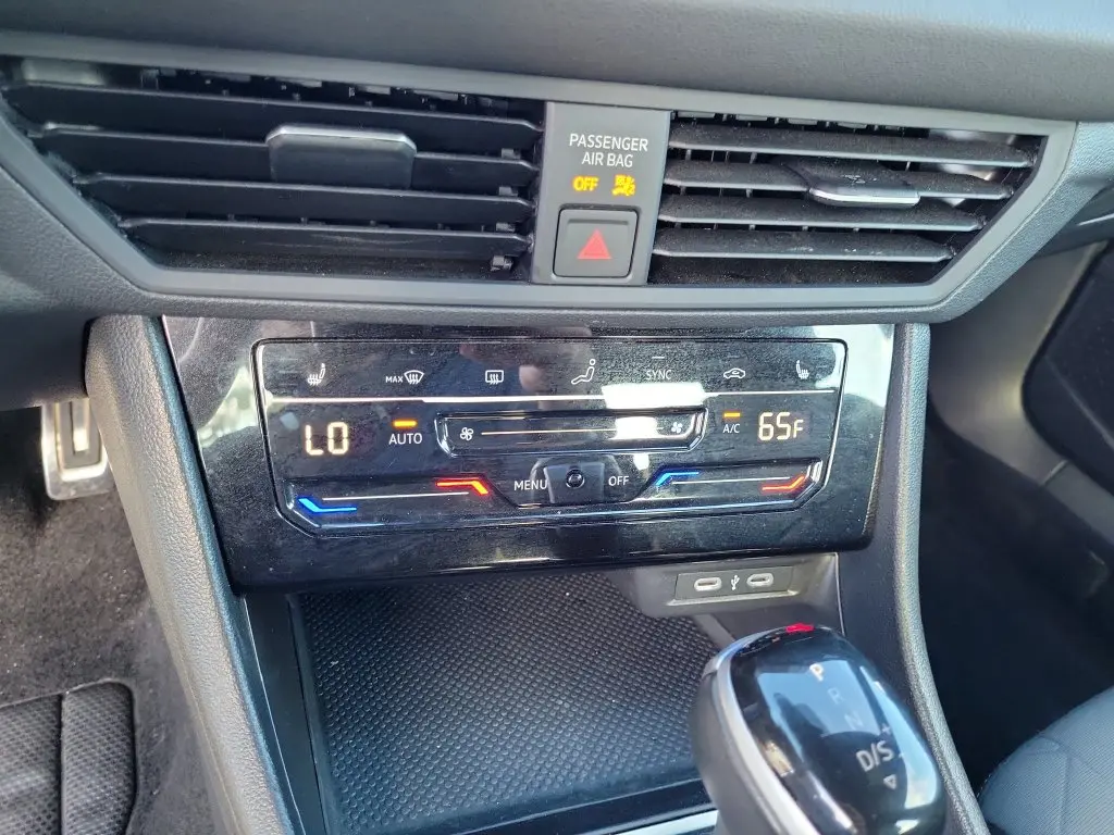 2025 Volkswagen Jetta - $18,995