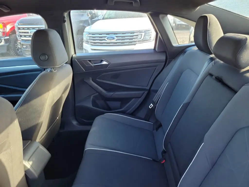 2025 Volkswagen Jetta - $18,995