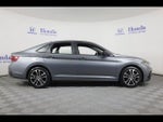 2025 Jetta Thumbnail 8